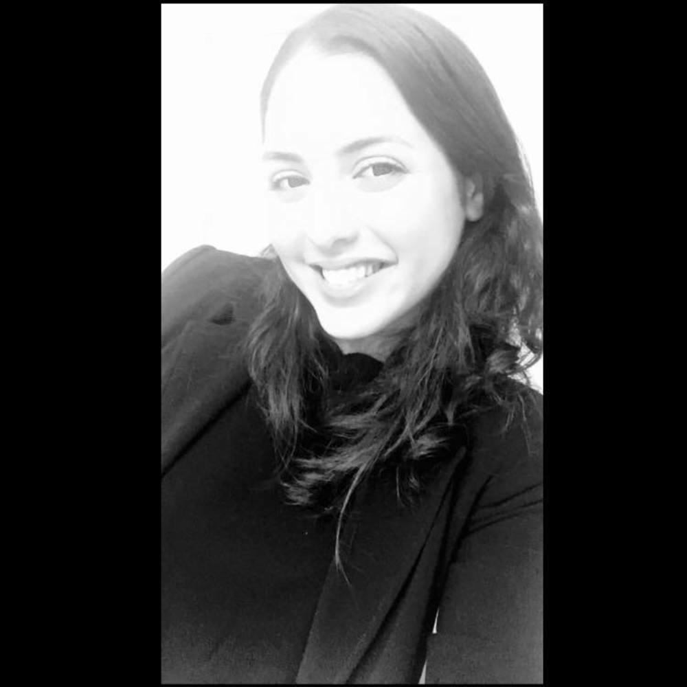 Meet your Posher, Adriana